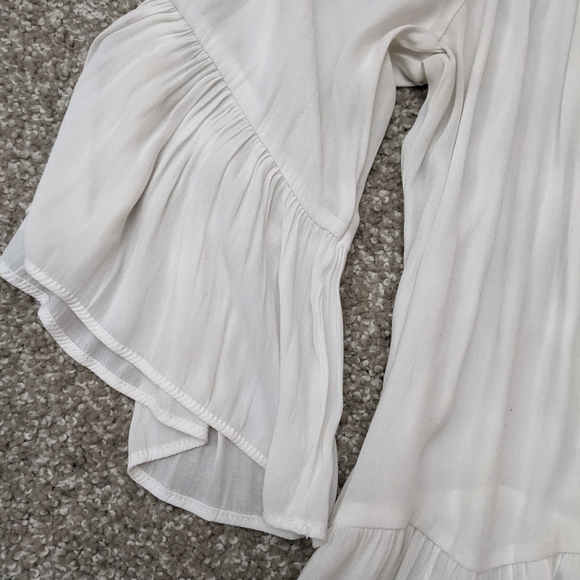 (2/$25) Forever 21 cold shoulder bell sleeve flowy cami top white - Picture 2 of 14